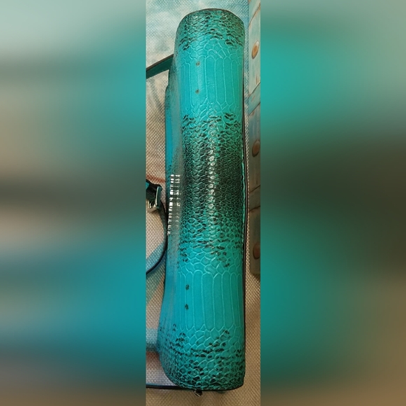 Michael Kors Tile Blue Python Embossed  NWOT Crossbody Purse - Picture 15 of 16